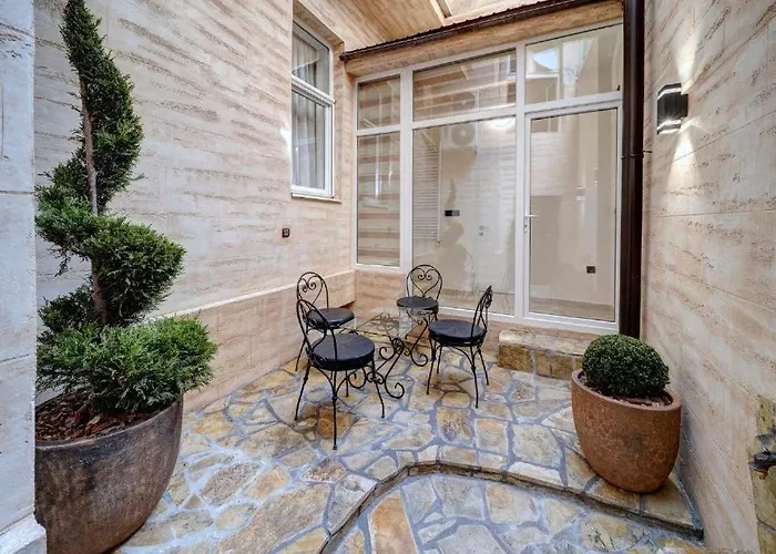 Kaliopi ベオグラード