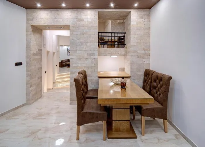 Kaliopi アパート *